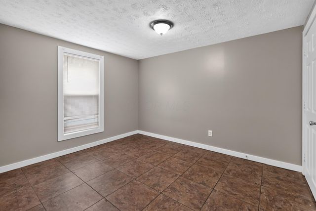 2475 Perdue Avenue, Columbus, OH 43211