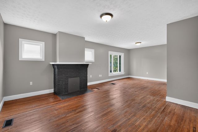 2475 Perdue Avenue, Columbus, OH 43211