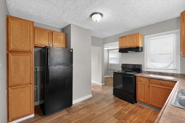 2475 Perdue Avenue, Columbus, OH 43211