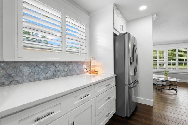 427 VILLAGRANDE AVENUE S, St Petersburg, FL 33707