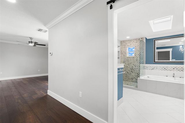 427 VILLAGRANDE AVENUE S, St Petersburg, FL 33707