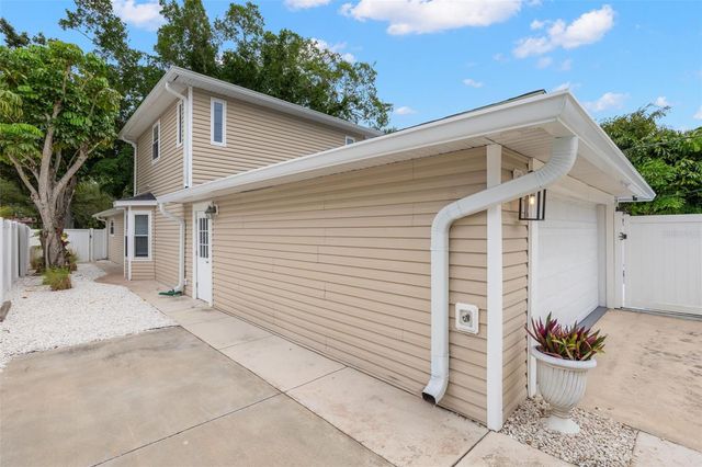 427 VILLAGRANDE AVENUE S, St Petersburg, FL 33707