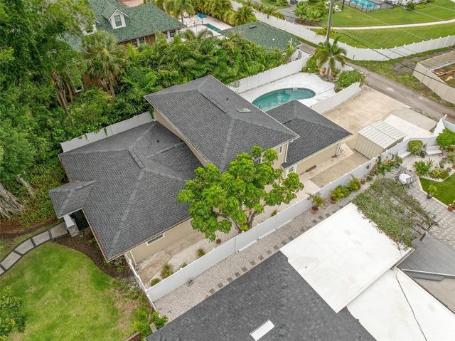 427 VILLAGRANDE AVENUE S, St Petersburg, FL 33707
