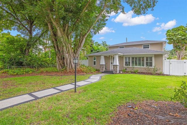 427 VILLAGRANDE AVENUE S, St Petersburg, FL 33707