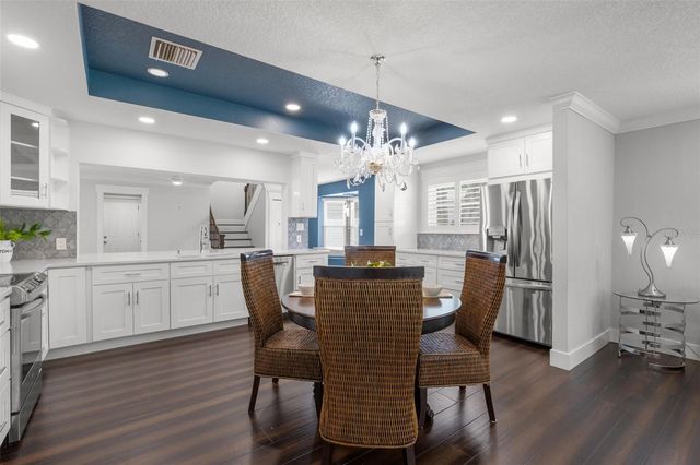 427 VILLAGRANDE AVENUE S, St Petersburg, FL 33707