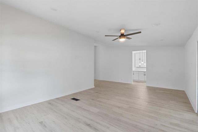 605 N Main Street, Winnsboro, TX 75494