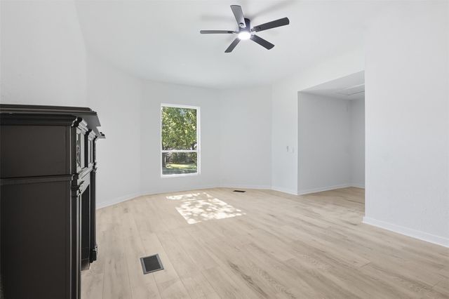 605 N Main Street, Winnsboro, TX 75494