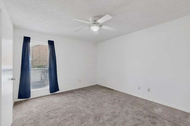 2106 Rainbow Drive 4212, Arlington, TX 76011