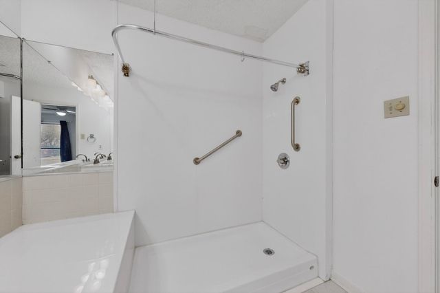 2106 Rainbow Drive 4212, Arlington, TX 76011