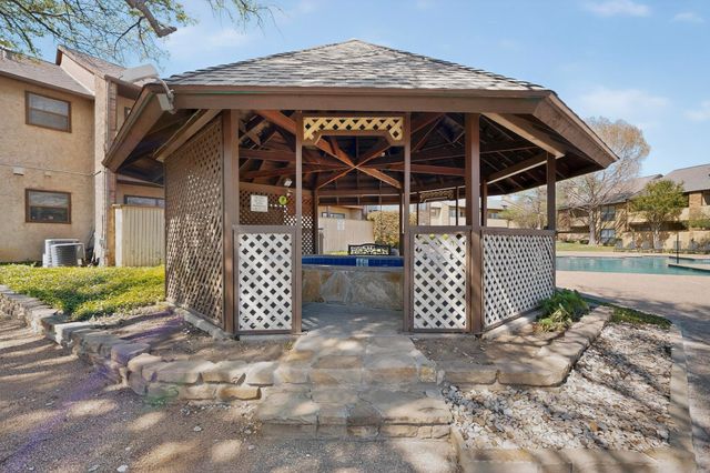 2106 Rainbow Drive 4212, Arlington, TX 76011