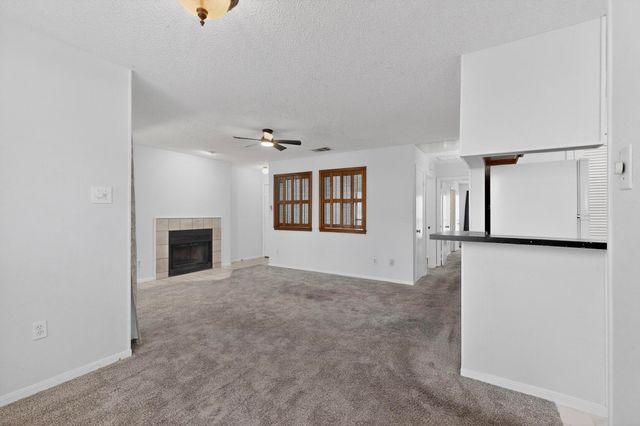 2106 Rainbow Drive 4212, Arlington, TX 76011