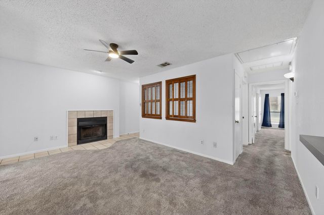 2106 Rainbow Drive 4212, Arlington, TX 76011