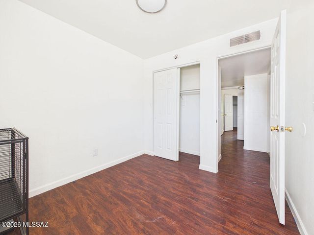 5860 S Del Moral Boulevard, Tucson, AZ 85706