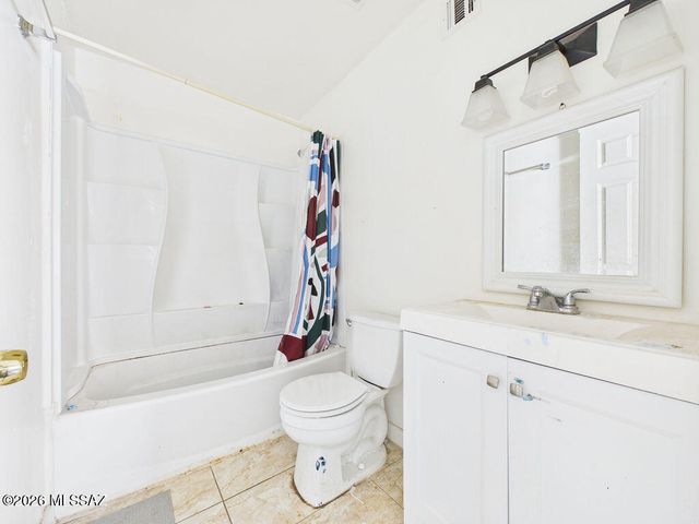 5860 S Del Moral Boulevard, Tucson, AZ 85706