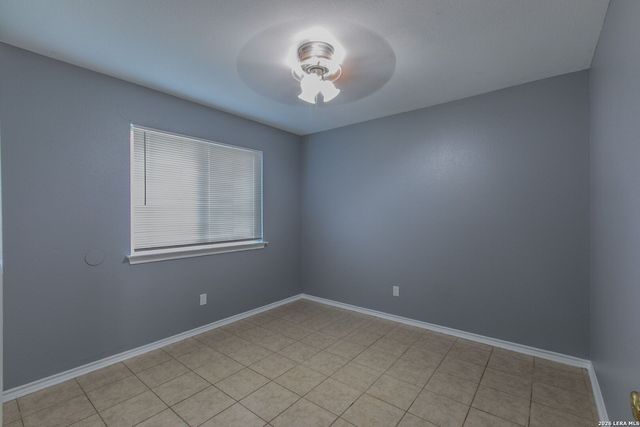 5835 Midcrown Dr, San Antonio, TX 78218