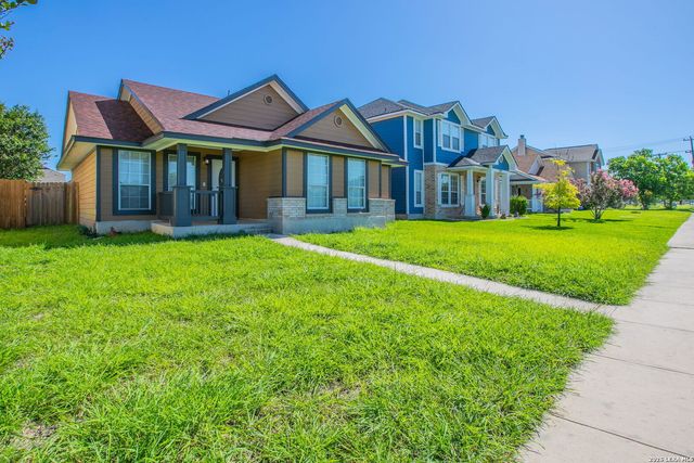 5835 Midcrown Dr, San Antonio, TX 78218
