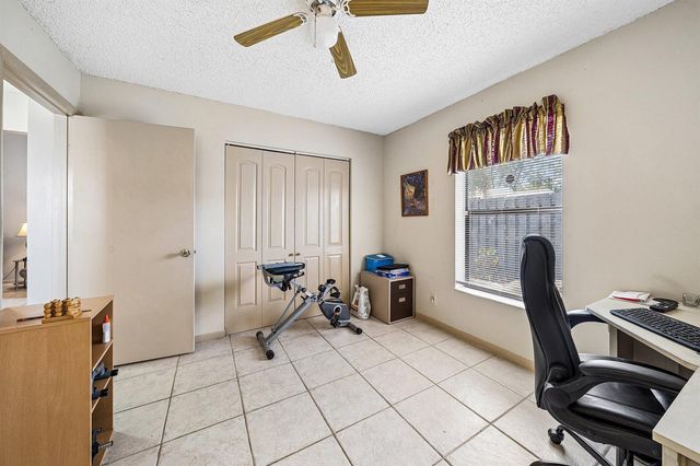 1968 Monks Court, West Palm Beach, FL 33415