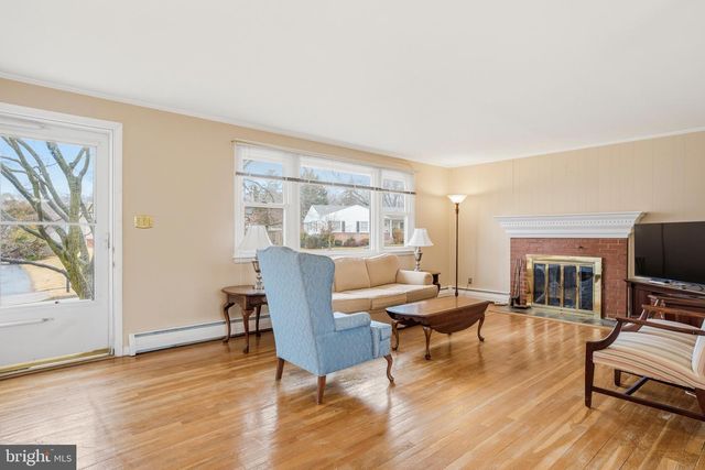 2109 EASTHAM RD, Lutherville Timonium, MD 21093