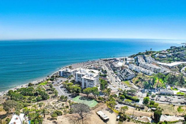 17352 W Sunset Boulevard 204, Pacific Palisades, CA 90272