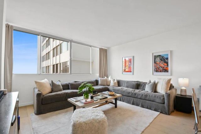 17352 W Sunset Boulevard 204, Pacific Palisades, CA 90272