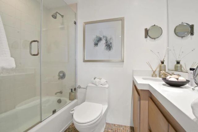 17352 W Sunset Boulevard 204, Pacific Palisades, CA 90272