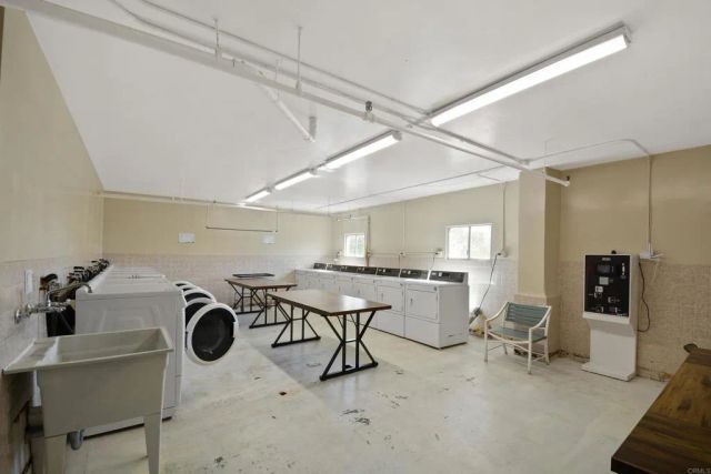 17352 W Sunset Boulevard 204, Pacific Palisades, CA 90272
