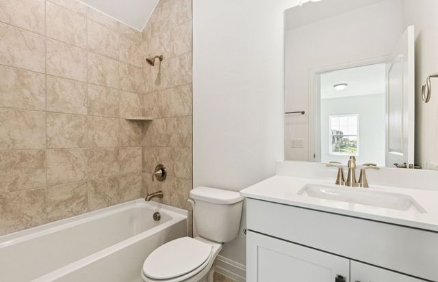 5866 Blackwell Avenue, Pilot Point, TX 76258