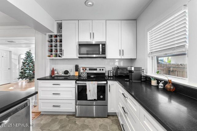 123 18TH Avenue N, Jacksonville Beach, FL 32250