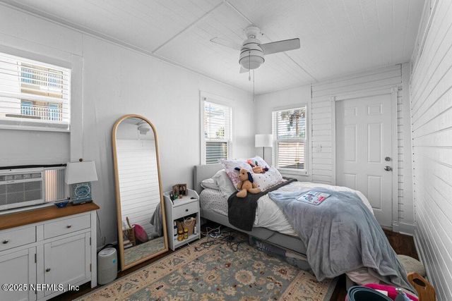 123 18TH Avenue N, Jacksonville Beach, FL 32250