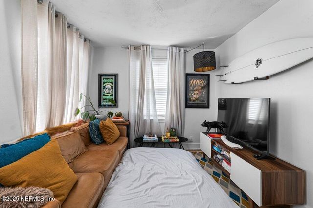 123 18TH Avenue N, Jacksonville Beach, FL 32250