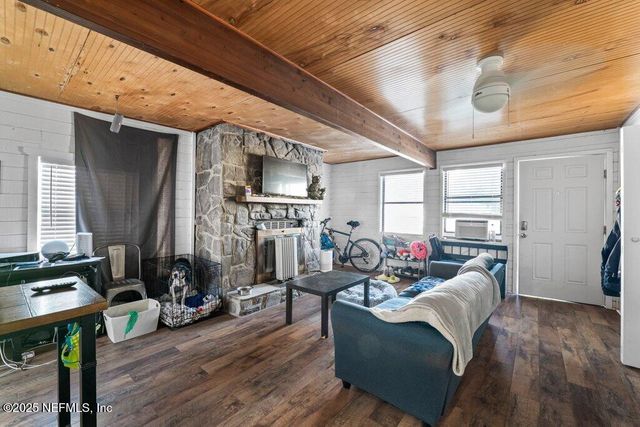 123 18TH Avenue N, Jacksonville Beach, FL 32250