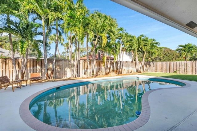 3605 SW 23rd Street, Delray Beach, FL 33445