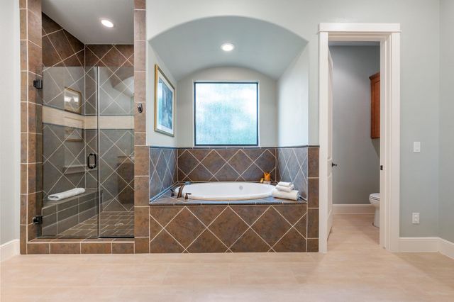 241 Onion Creek LN, Driftwood, TX 78619