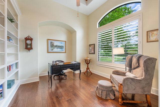 241 Onion Creek LN, Driftwood, TX 78619