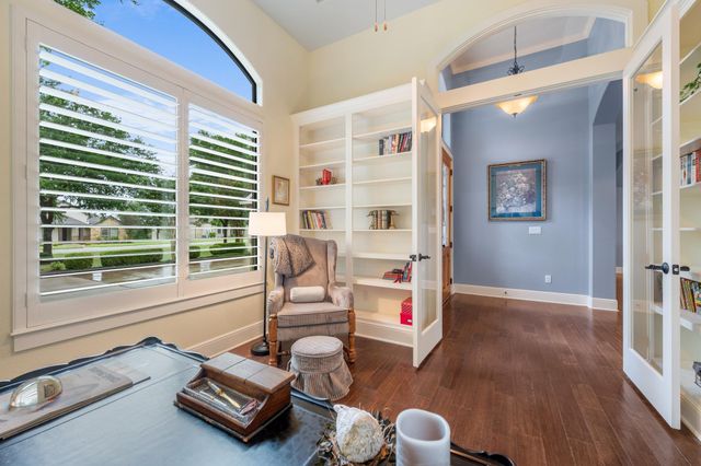 241 Onion Creek LN, Driftwood, TX 78619