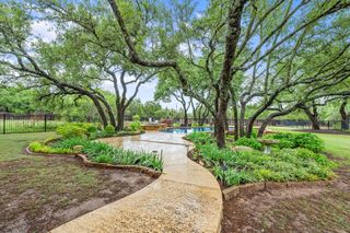 241 Onion Creek LN, Driftwood, TX 78619