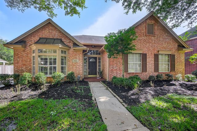 6415 Adobe Trails Drive, Sugar Land, TX 77479