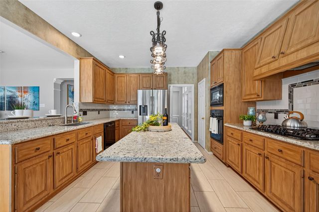 6415 Adobe Trails Drive, Sugar Land, TX 77479