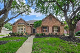6415 Adobe Trails Drive, Sugar Land, TX 77479