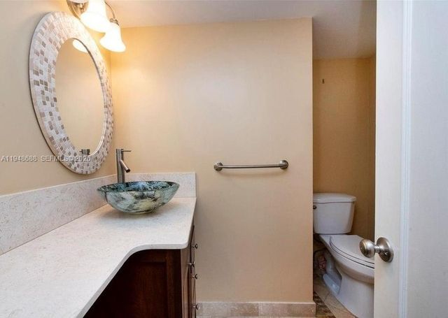 1780 NE 191st St 705-2, Miami, FL 33179