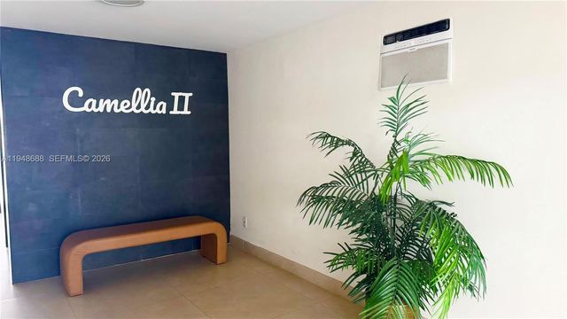 1780 NE 191st St 705-2, Miami, FL 33179