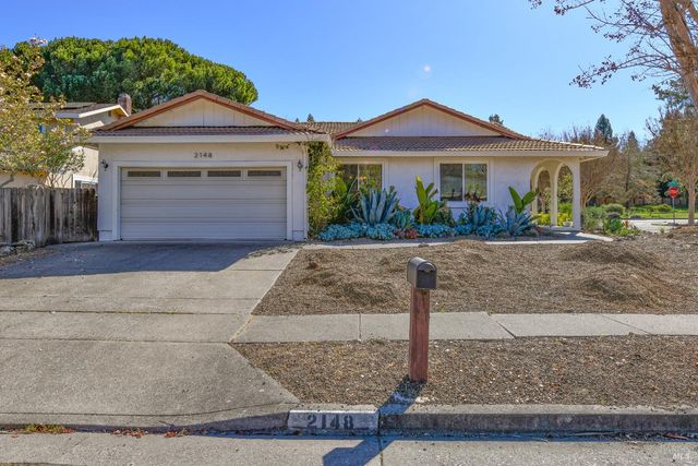 2148 San Antonio Dr, Santa Rosa, CA 95405