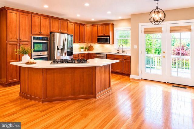 25835 TURLOUGH TER, Chantilly, VA 20152