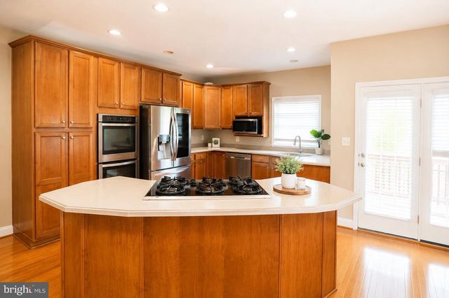 25835 TURLOUGH TER, Chantilly, VA 20152
