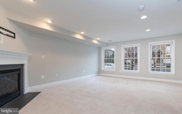 25835 TURLOUGH TER, Chantilly, VA 20152