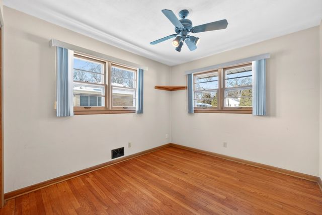 1704 WEDEL Avenue, Rockford, IL 61103