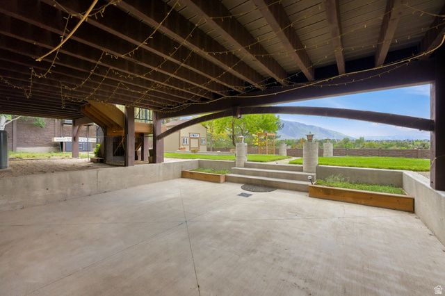 2104 E BUCKINGHAM WAY, Sandy, UT 84093
