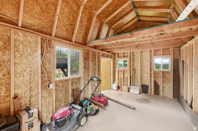 2104 E BUCKINGHAM WAY, Sandy, UT 84093