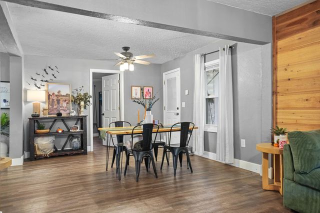 904 W Jackson Street, Bolivar, MO 65613