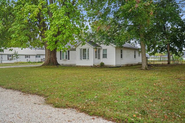 904 W Jackson Street, Bolivar, MO 65613